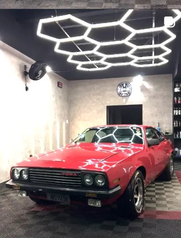 Dodge Charger na baia da MCAR Studio